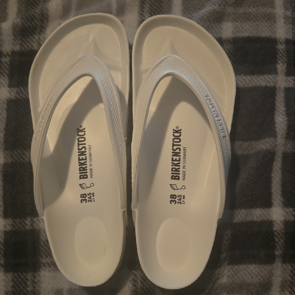 Birkenstock Shoes - Birkenstock Classic White Sandals
